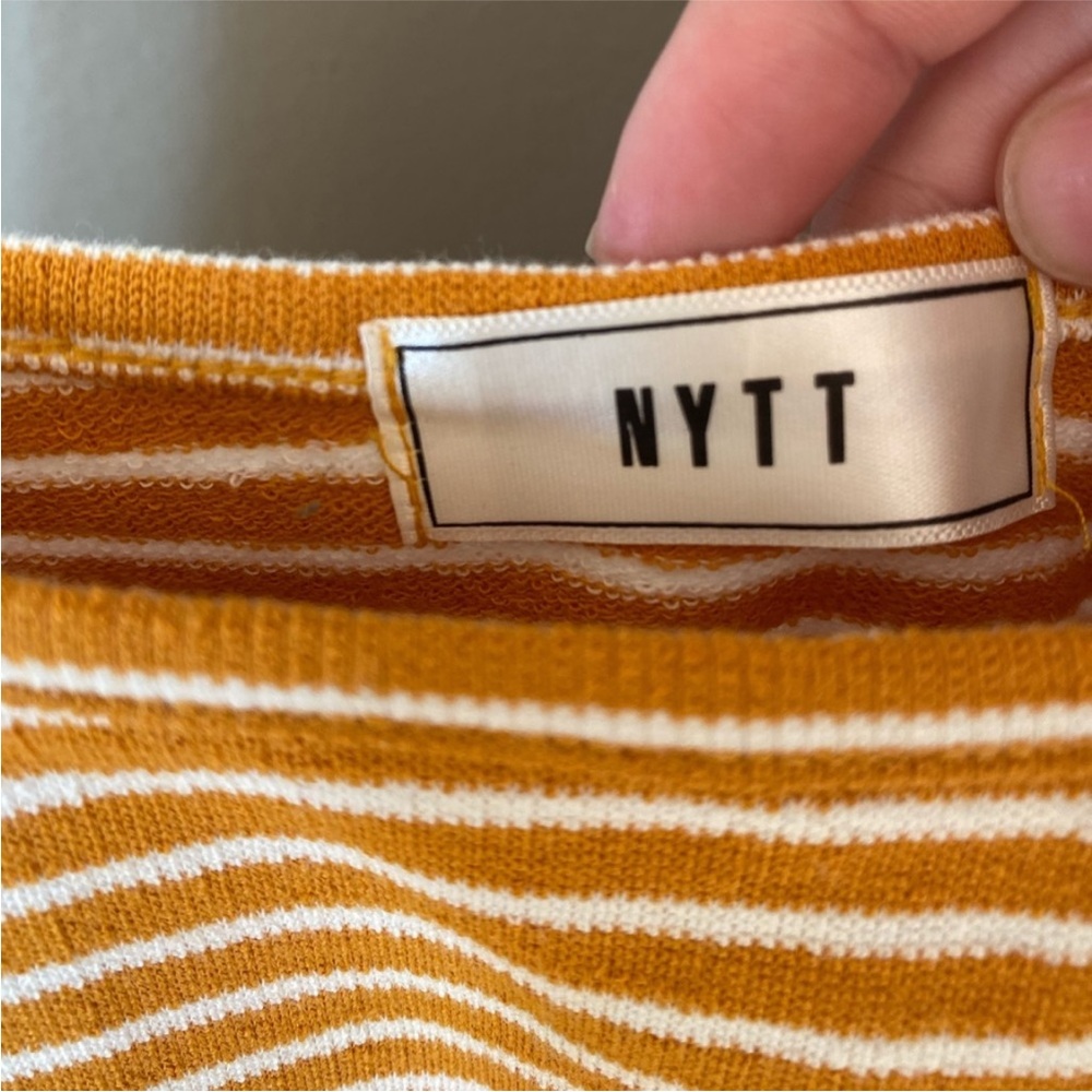 NYTT Yellow stripe romper - Picture 2 of 4